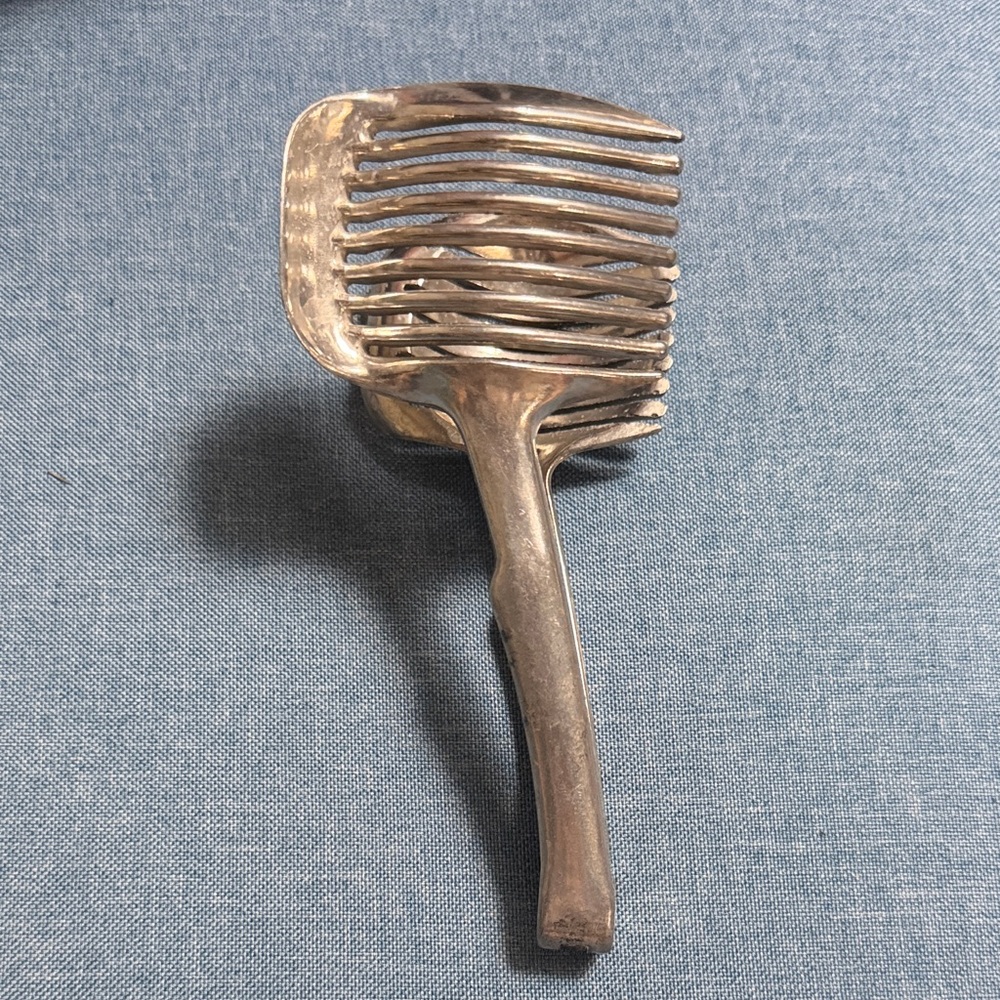 Vintage Aluminum Tomato Slicer Guide 7” Kitchen Tool Made in Taiwan 1970s